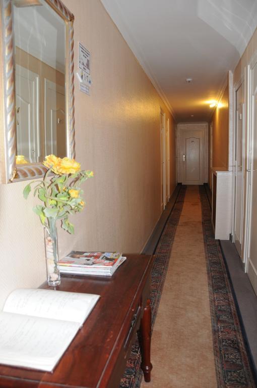 Hotel De Touraine Saint-Nazaire  Oda fotoğraf